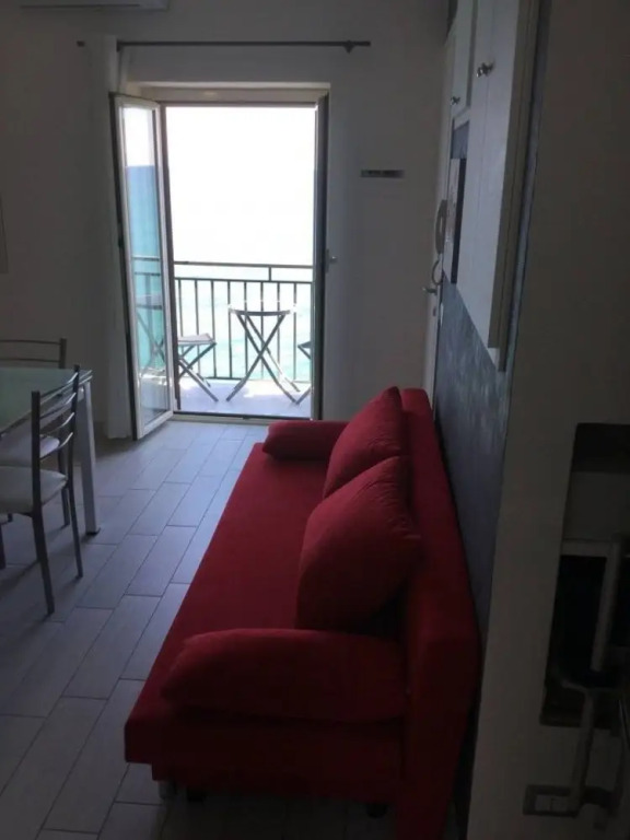Balcone Sugli Scogli