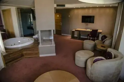 Antu Malal Hotel