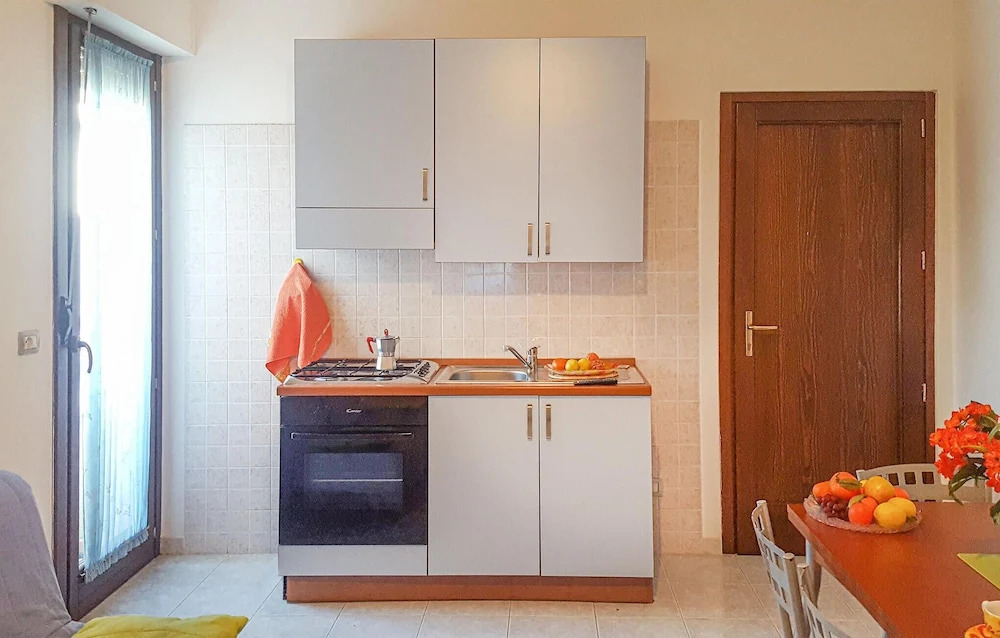 Awesome Apartment in Santa Maria al Bagno With 1 Bedrooms