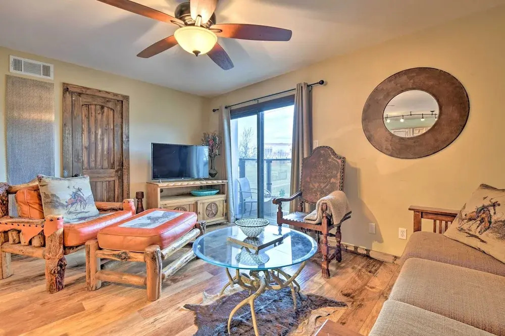 Fort Worth Apt < 5 Mi to Downtown!