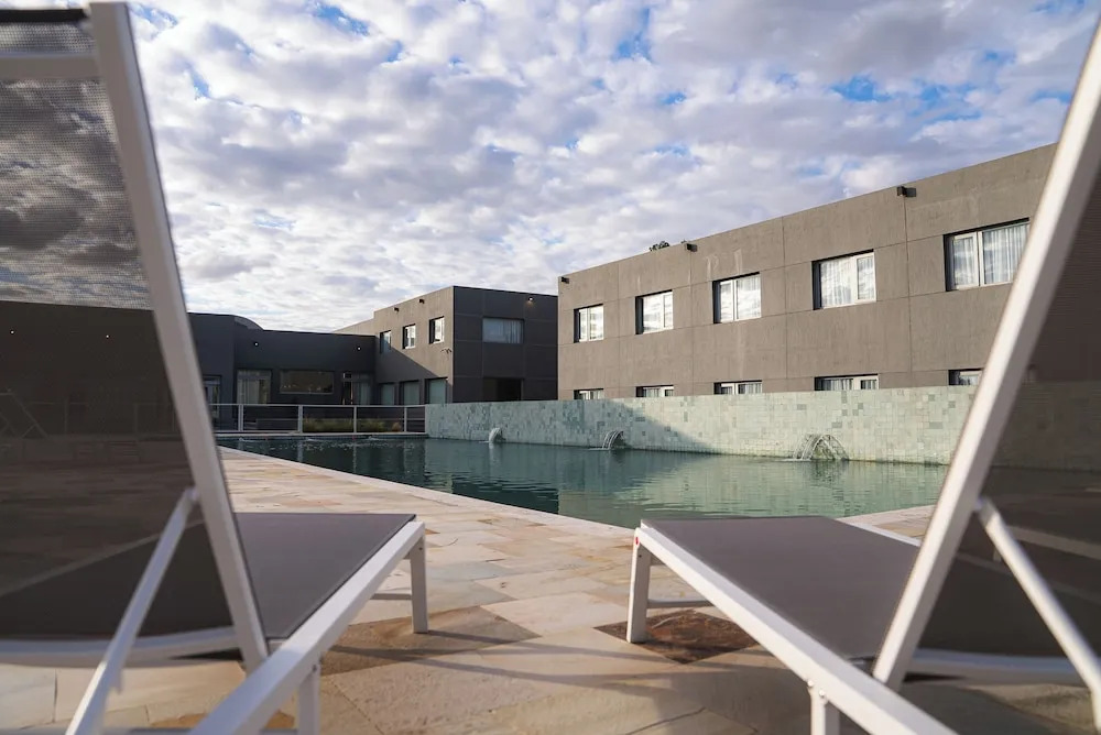 Howard Johnson Hotel, Spa & Convention Center Bahia Blanca