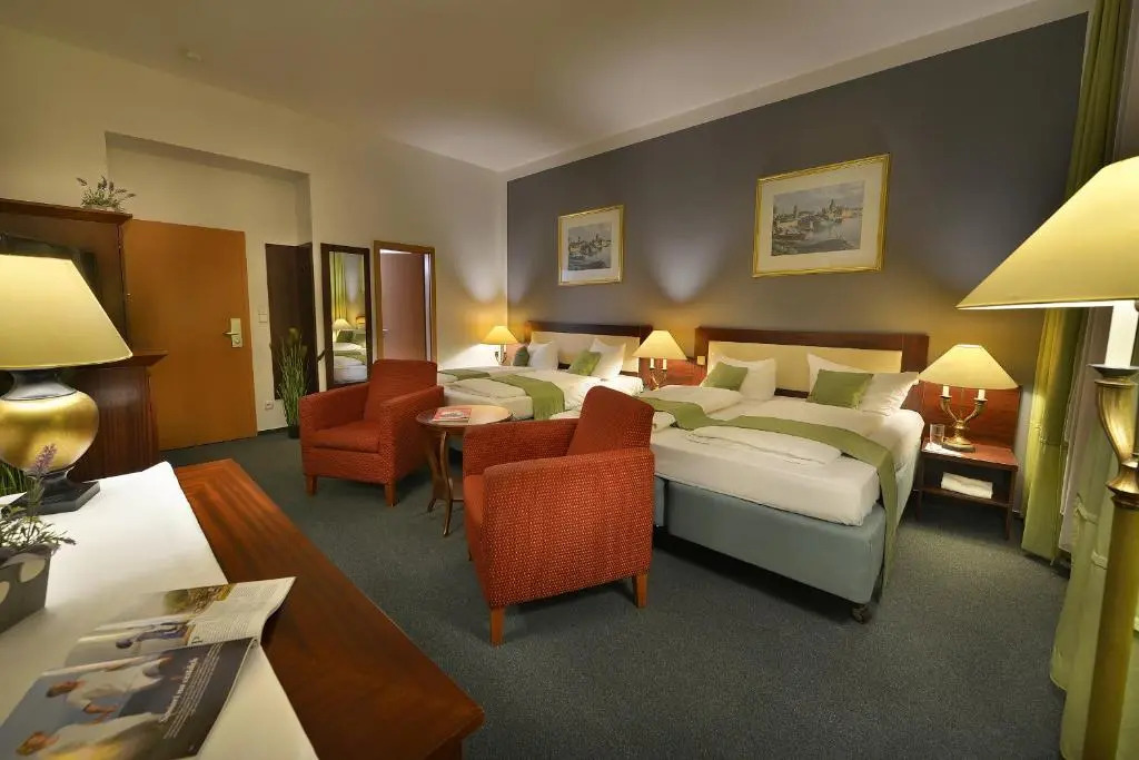 Prague Season Hotel