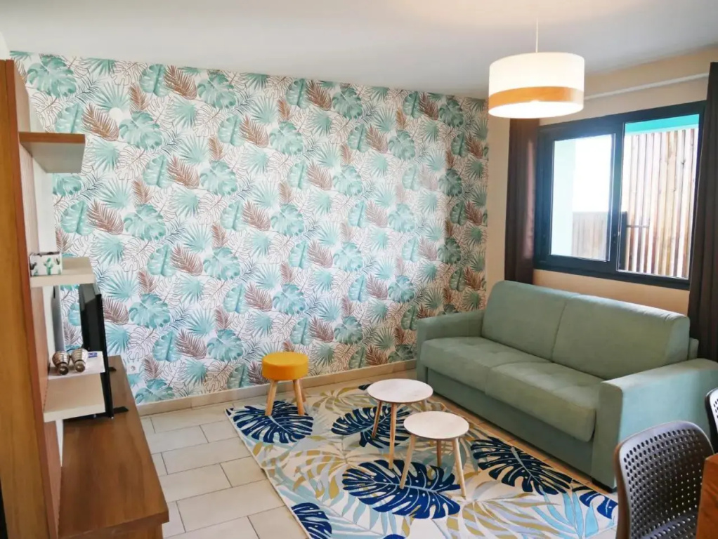 Tropical Suites