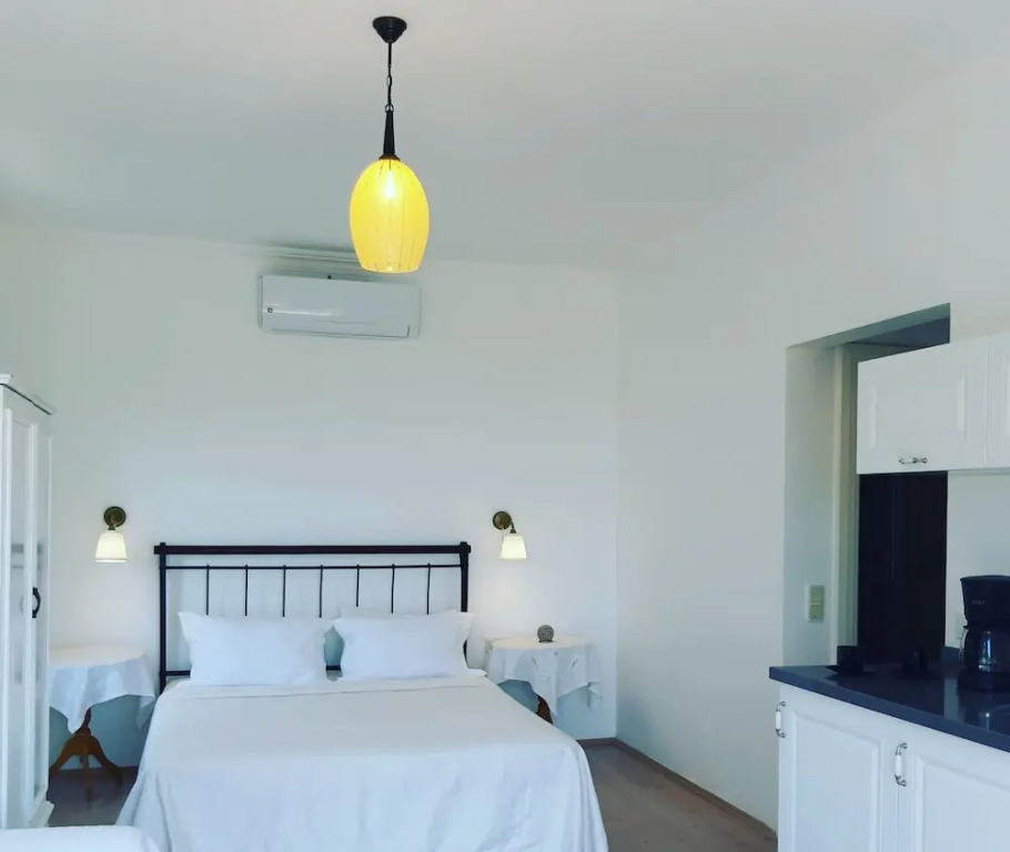 Villa White