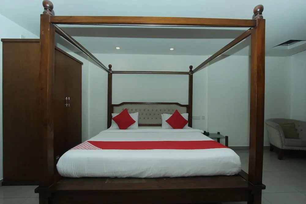 OYO 3837 Confido Inn