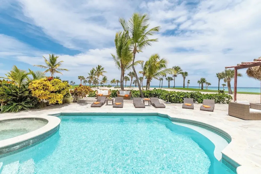 Ocean View Villa with Pool Chef Butler