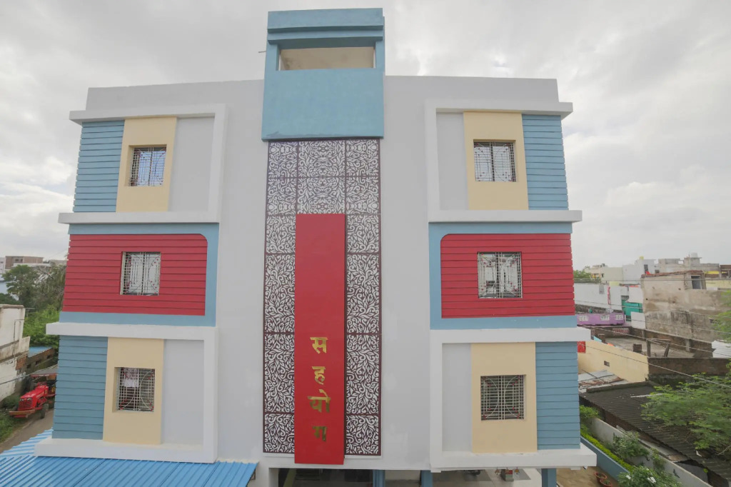 OYO Flagship 48807 Hotel Sahyog