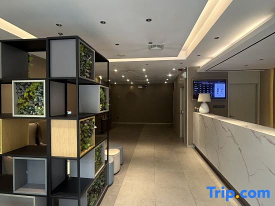 Homeinn · neo (Qinhuangdao Development Zone Qilianshan South Road)