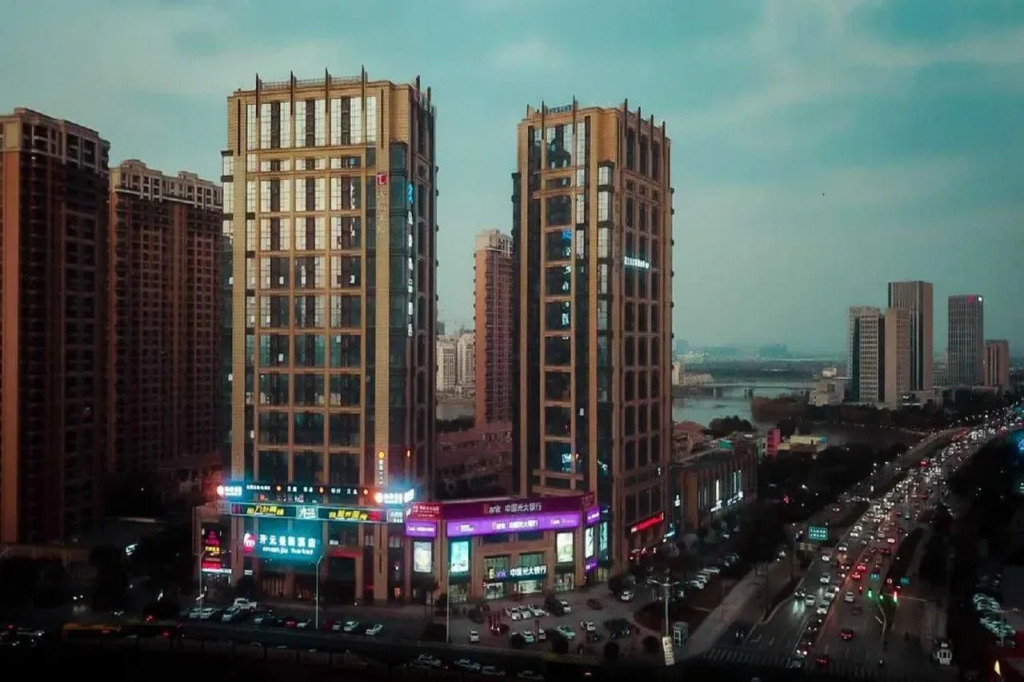 Manju Hotel·Shaoxing Jinghu Olympic Sports Center Store