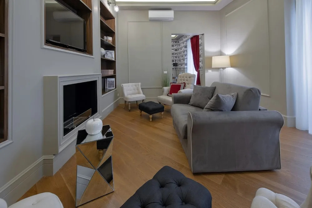 Apartments Florence - Teatro Luxury