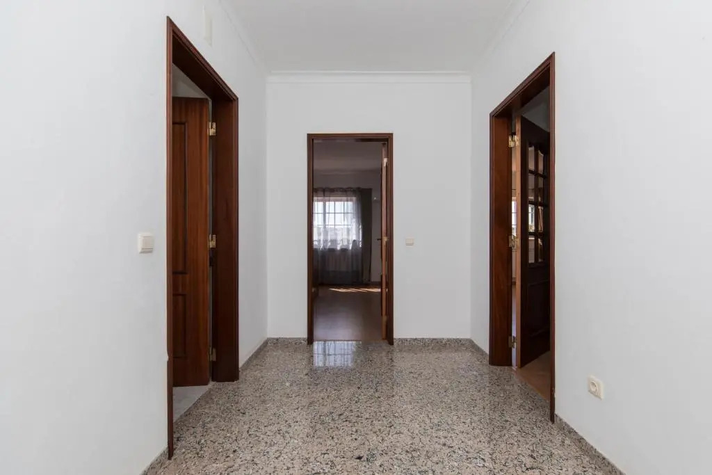 Moradia de 3 quartos com ar condicionado e piscina