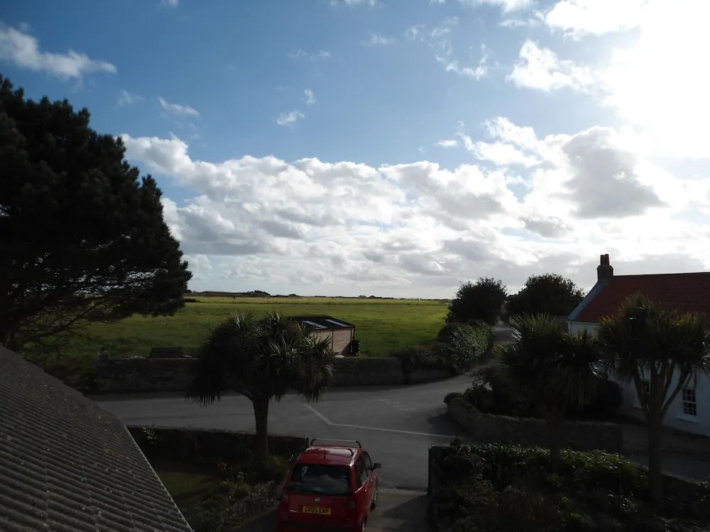 Simerock Guest House