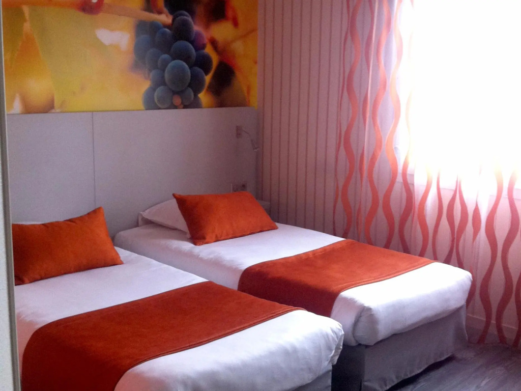 LOGIS Hotel lEscargotière Dijon Sud - Chenove