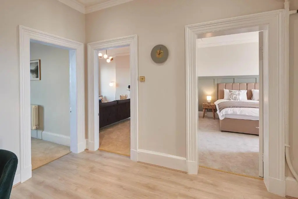 Host Stay Huntcliff View Apartment