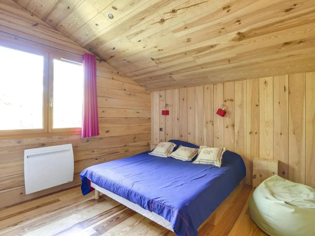 Belle villa en bois 6 personnes avec terrasse et Wi-Fi à Biscarrosse - FR-1-521-71