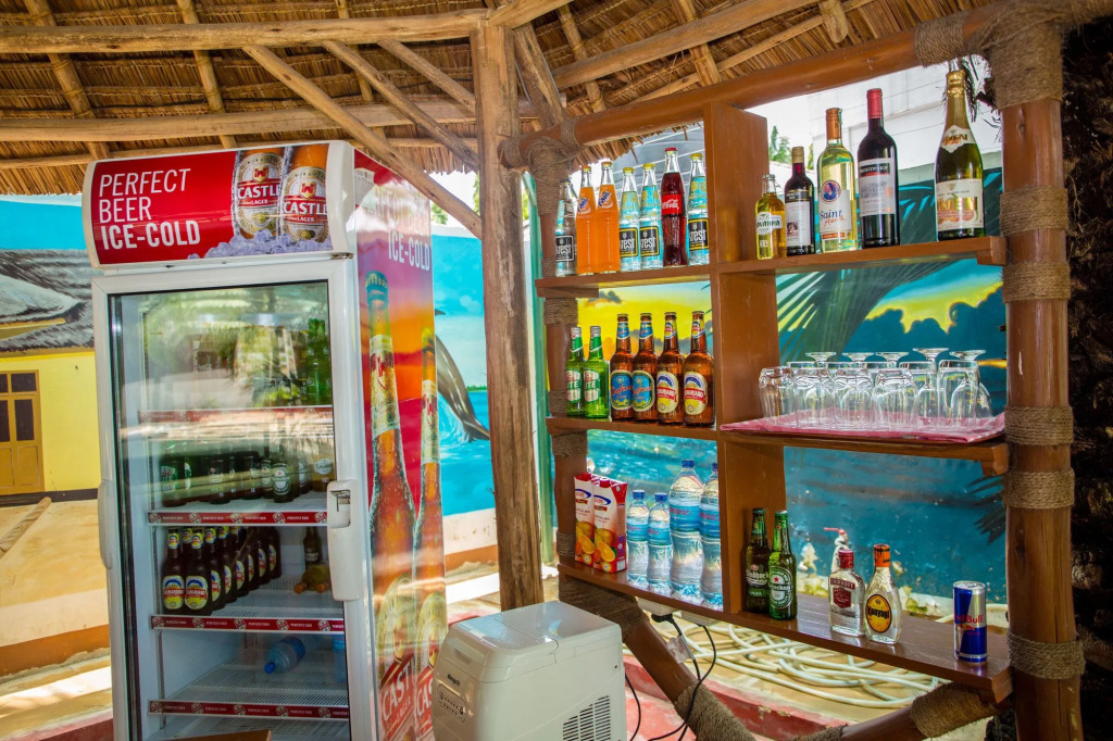 Saadani Tourist Center - Hostel