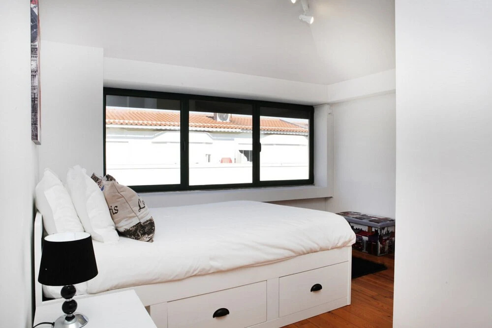 Wondrous Terrace Apartment in Cascais Center