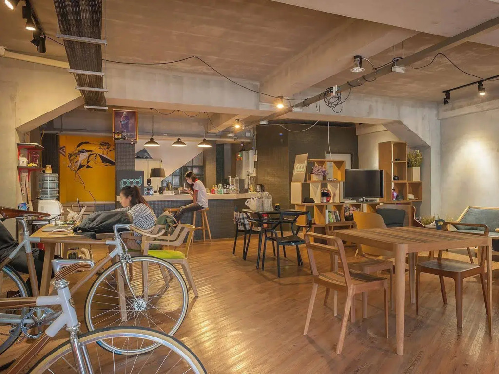 T Hostel @ Victory Monument