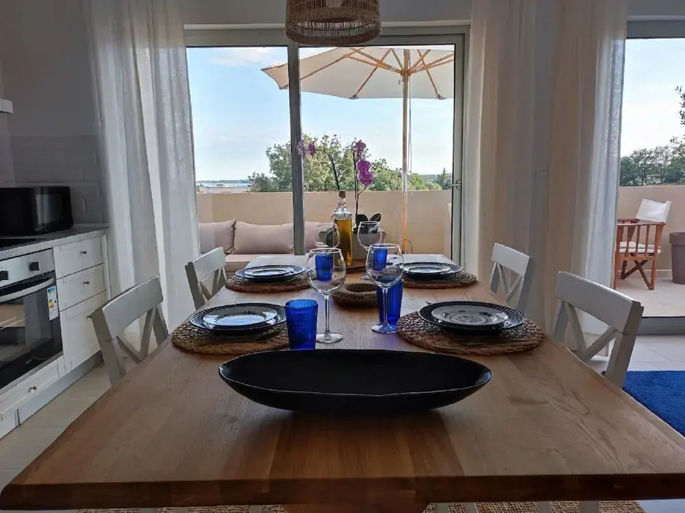 Salt Apartment