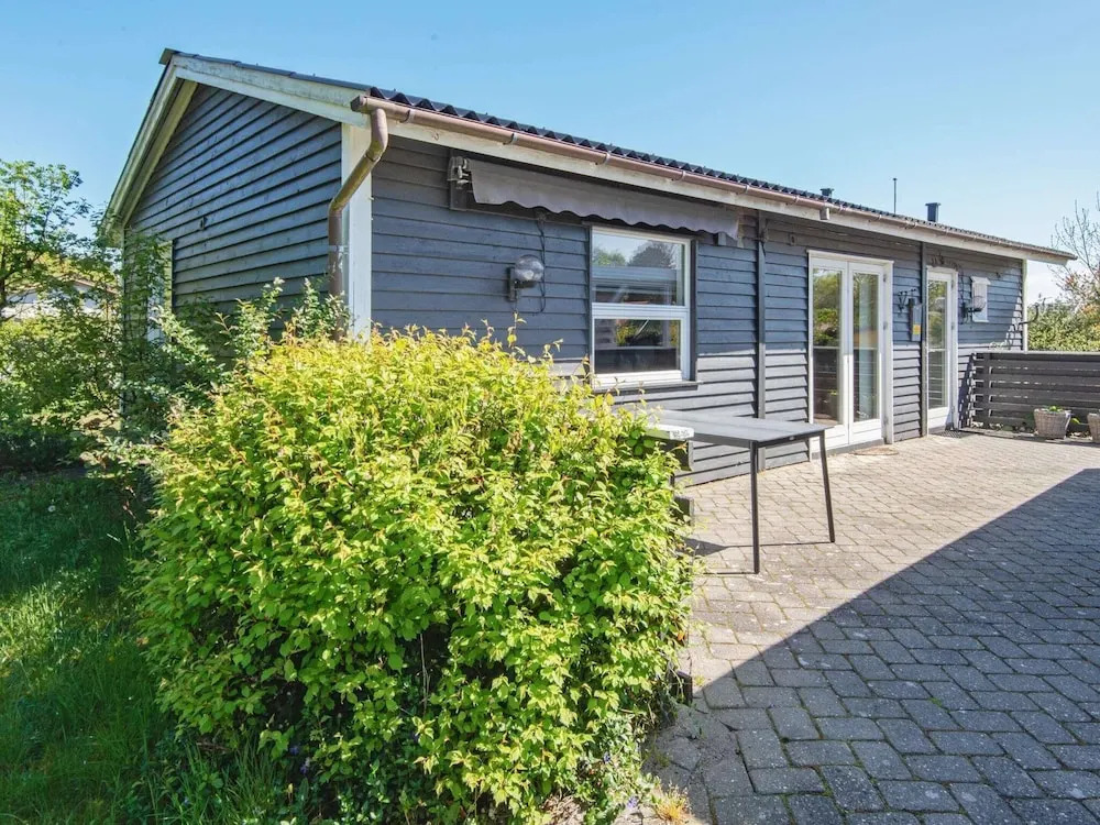 6 person holiday home in Hemmet