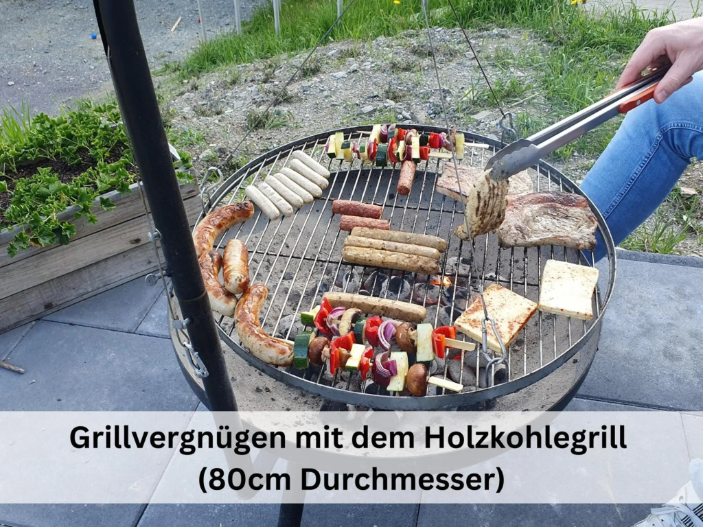 Ferienhaus Pape - Großes Familien- & Gruppenhaus mit 17 Betten, Sauna, Spielbereiche, Garten am Bach in zentraler Lage in Eslohe