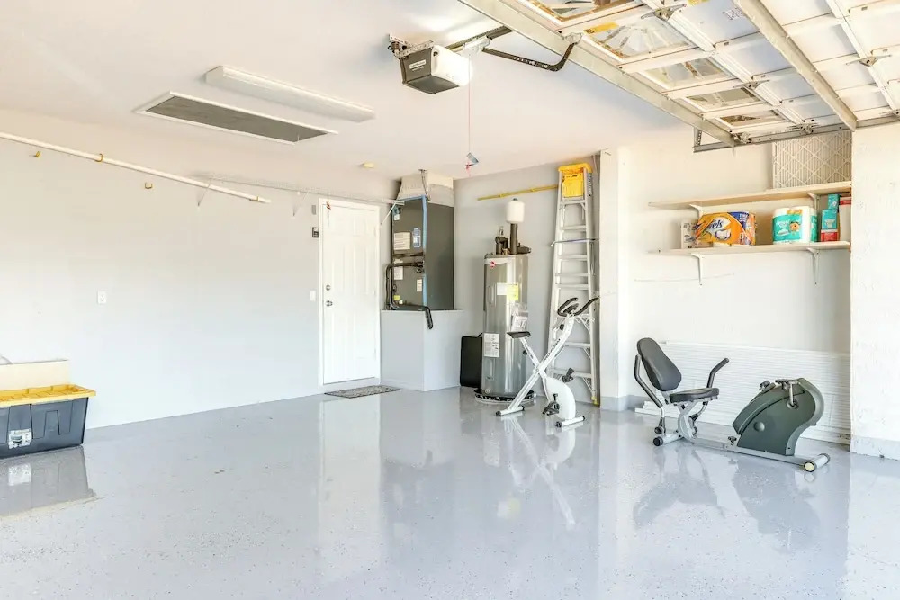 Heated Pool & Grill: Modern Port St Lucie Home