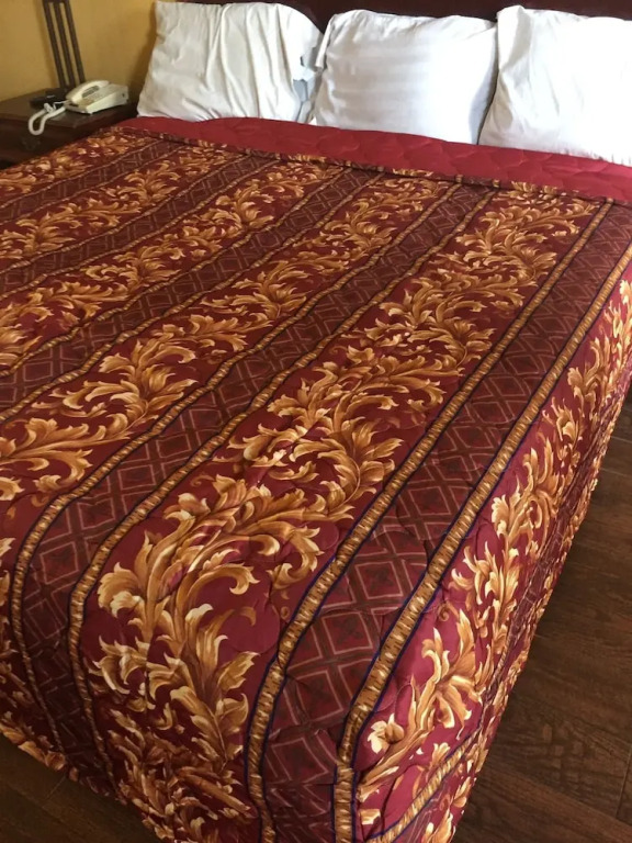 Diamond Inn Motel By OYO Rooms