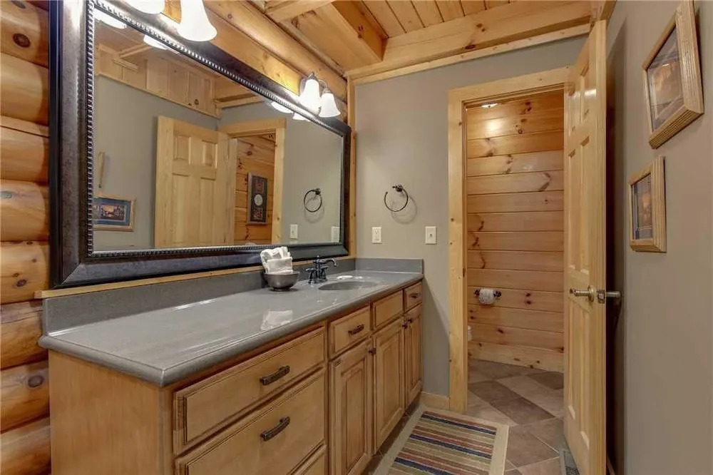 Lookout Lodge - Five Bedroom Cabin