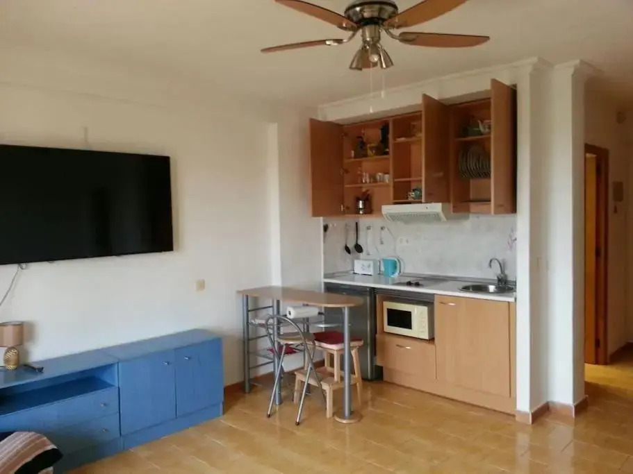 Estudio en Torrevieja a 700 m del mar