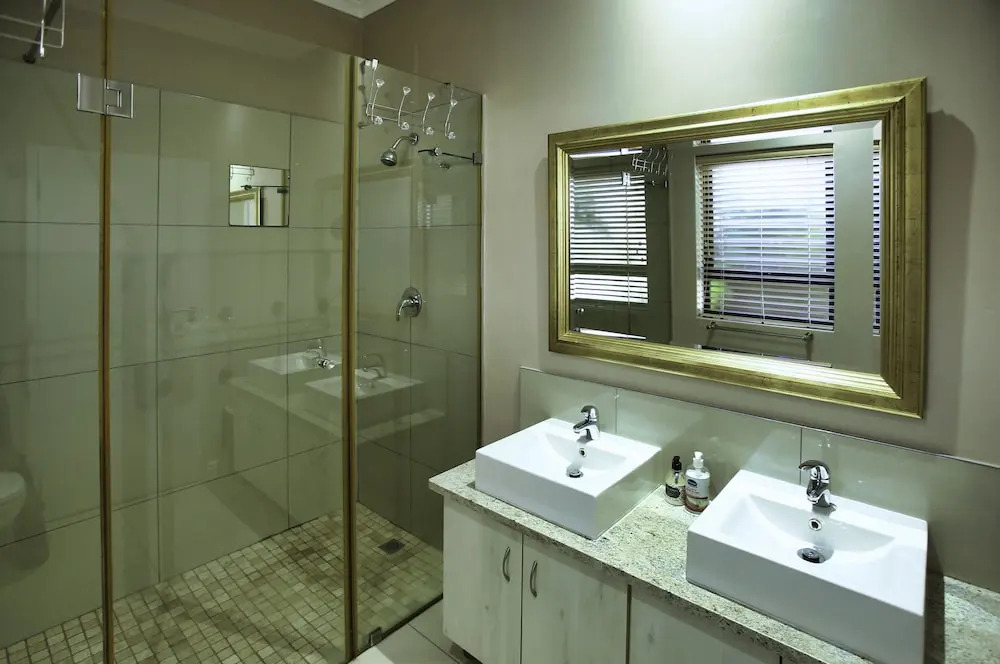 Miss Martilda Langebaan 6-sleeper