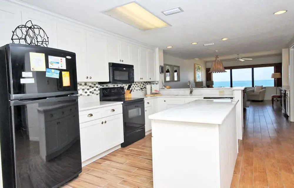 Four Seasons 403E By Youngs Suncoast