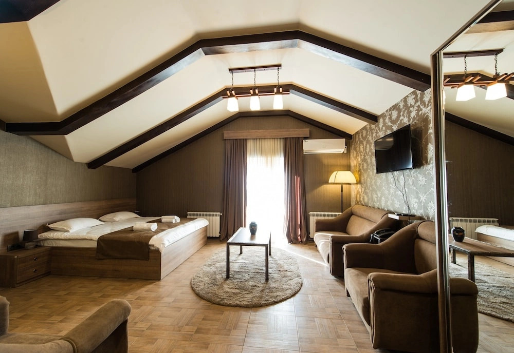 Ikalto Hotel