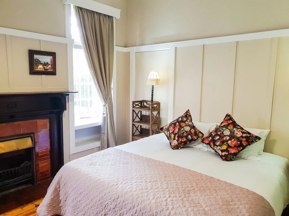 Bauhenia Guesthouse