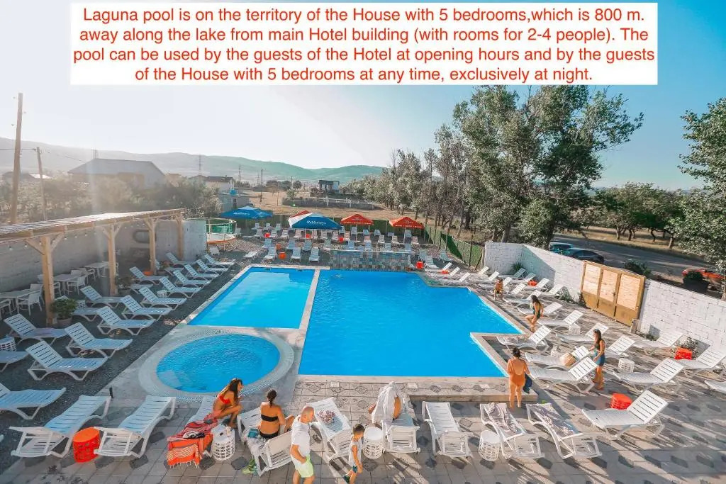 Laguna Boutique Hotel Bazaleti Lake