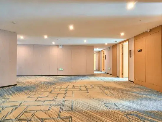 Sanchuan Song Hotel
