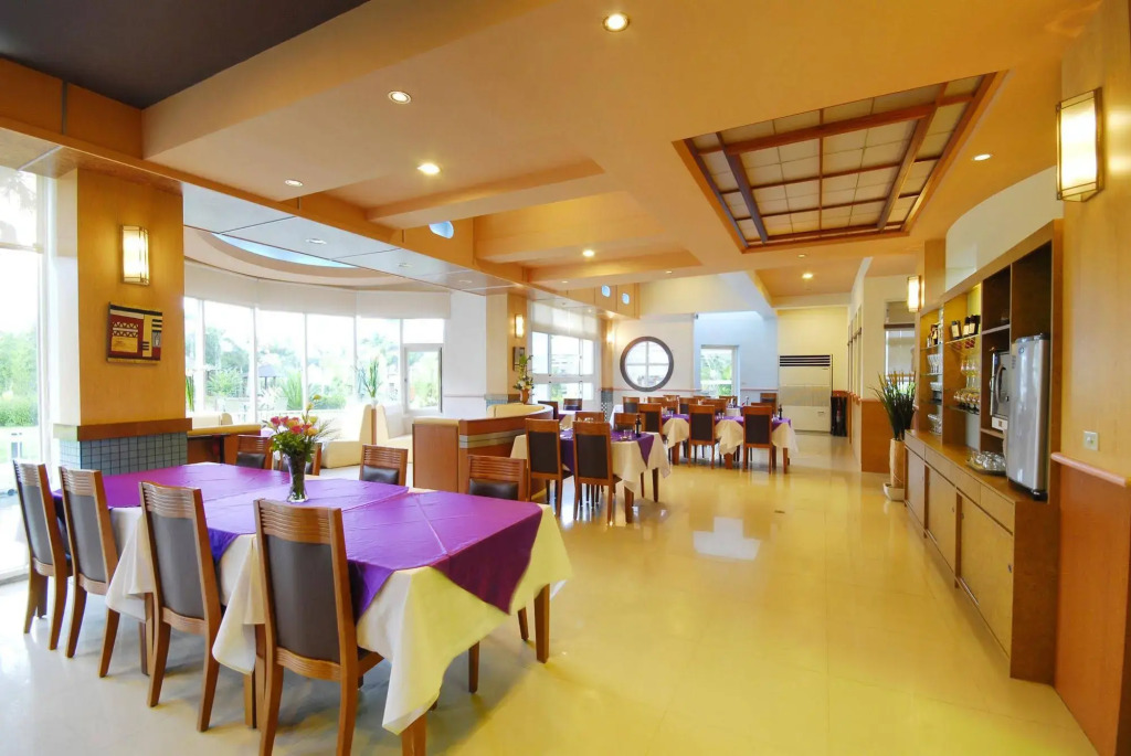 21 Holiday Resort