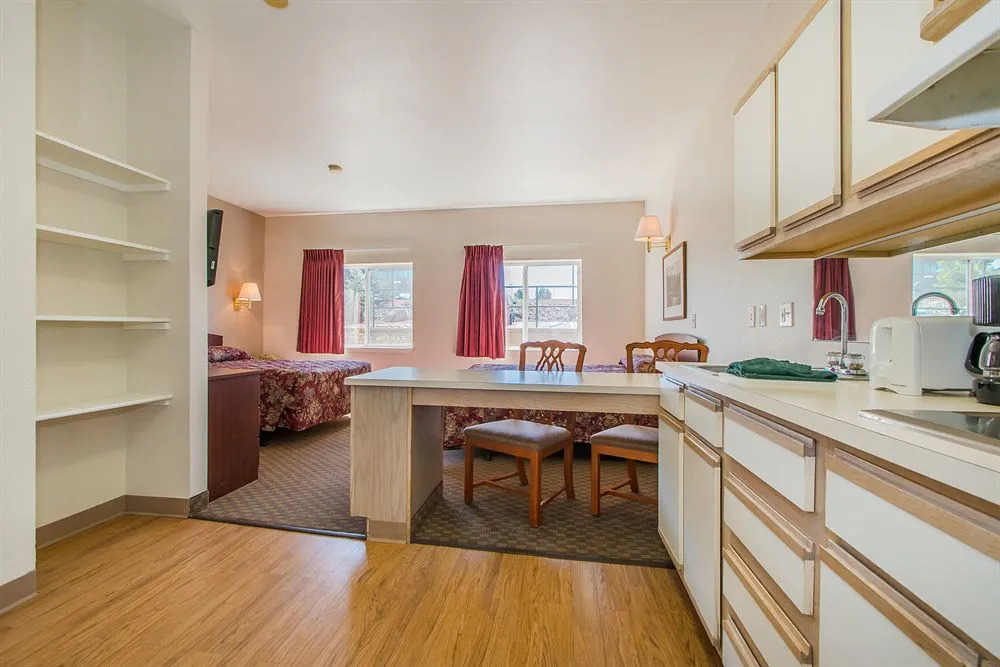 InTown Suites Extended Stay Colorado Springs