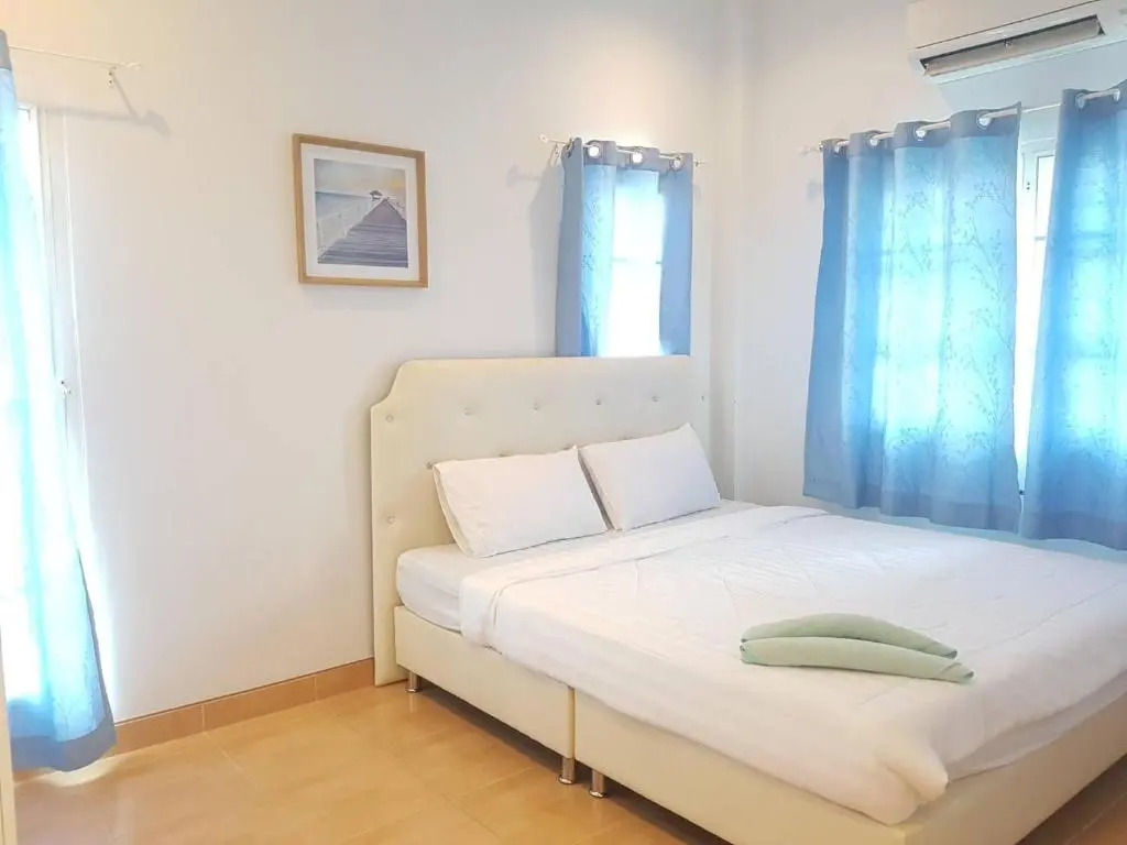 350m to beach pool villa