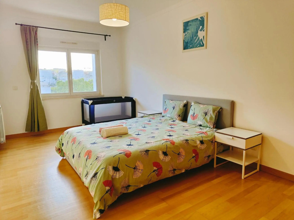 Sunny Home Lisboa Expo, free parking