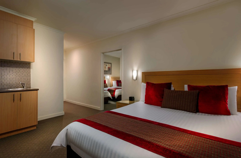 BEST WESTERN PLUS Travel Inn
