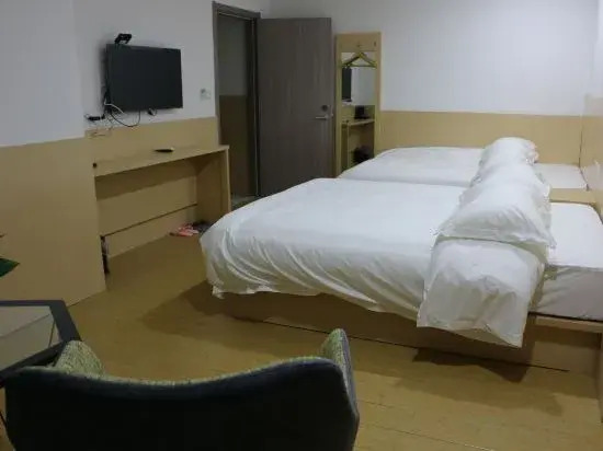 Youhai Hotel (Baoshan Wanda Branch)