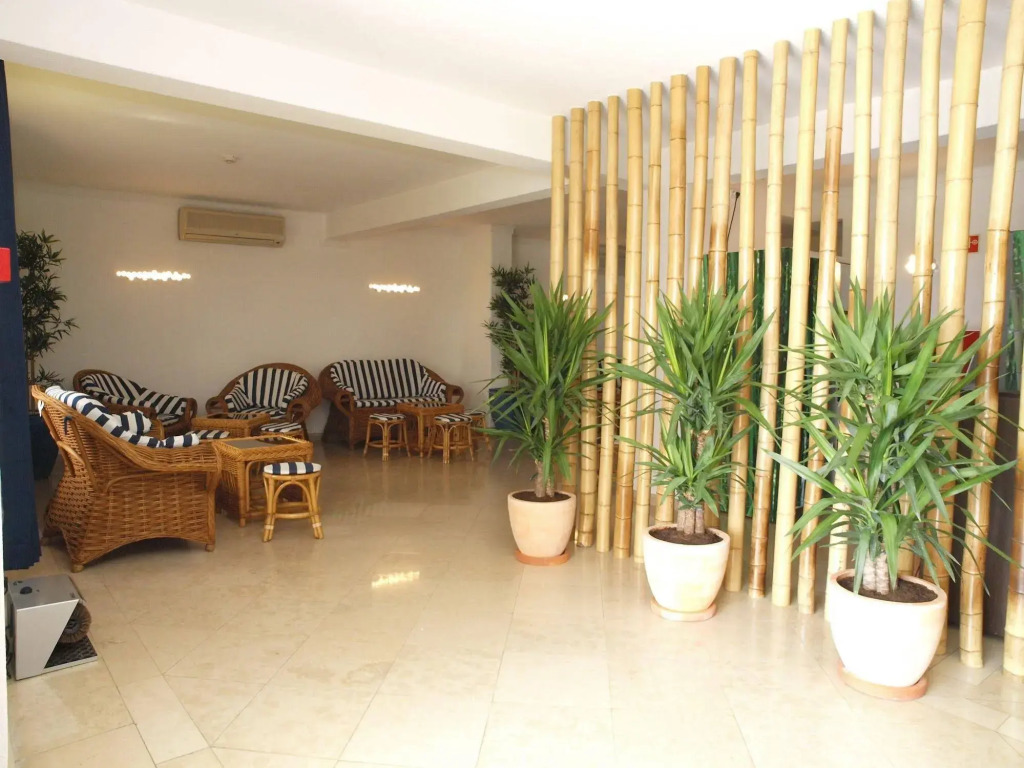 Portimão Center Hotel by Umbral