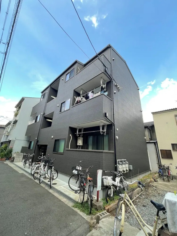 ElMaison 3rd