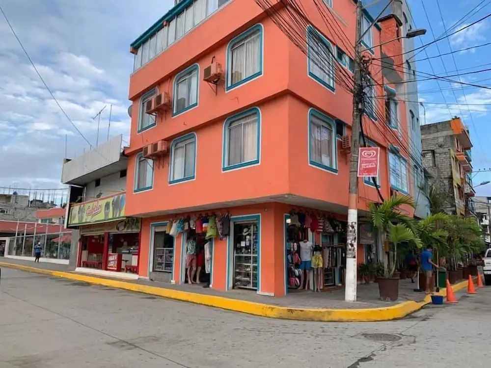 Hotel La Barca