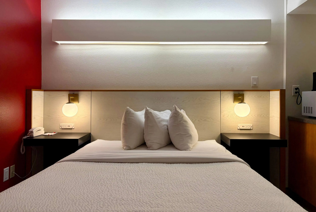 Ramada Limited by Wyndham, Bloomington I-55 & I-74 IL