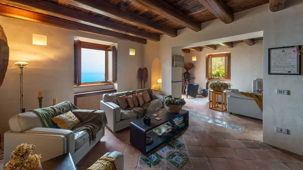 VILLA CASAROSSA NUMERO UNO 6, Emma Villas