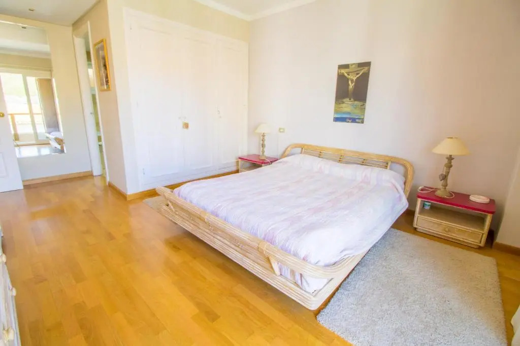 High Quality apartment 40 meters from beach