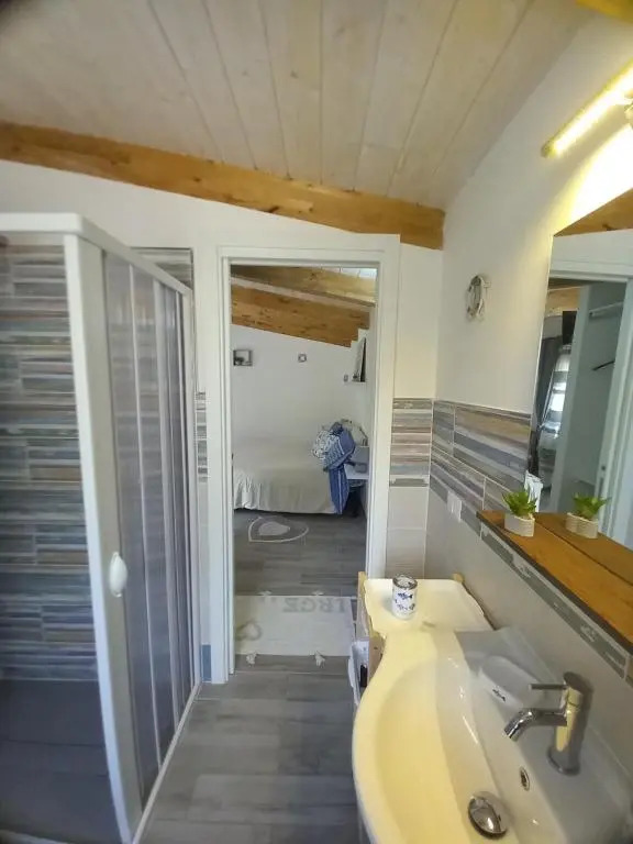 Mini suite