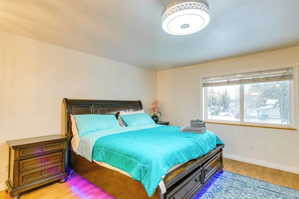 Anchorage Home ~ 8 Mi to Downtown