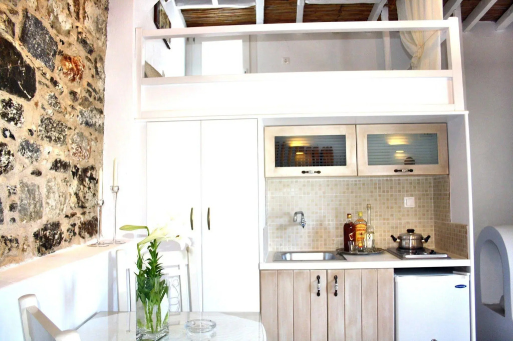 Mariakis Studios